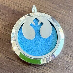 Star Wars Necklace Pendant FREE SHIP & CHAIN Rebel Alliance Resistance symbol